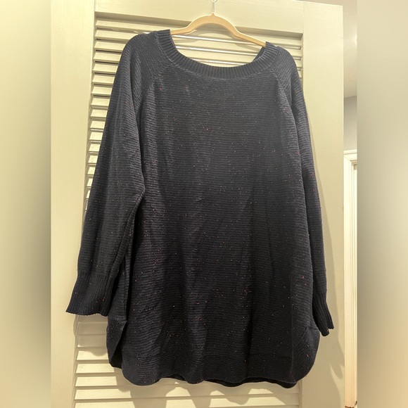 Old Navy Sweaters - Old Navy Space Dyed Crew Neck Round Hem Navy Sweater 3X